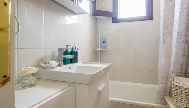 Resale - Bungalow - Torrevieja - Los Frutales