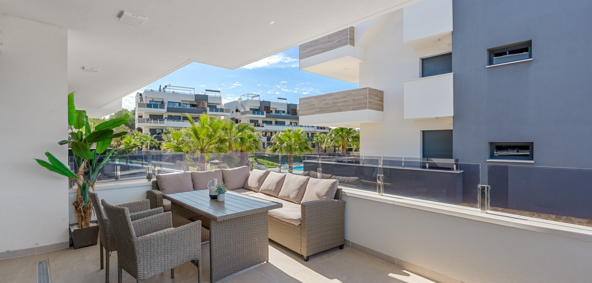 Apartment in Urbanizacion los Balcones - Image 3