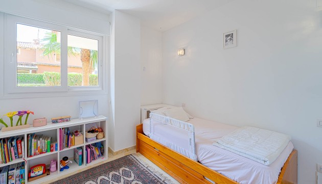 Resale - Apartment - Orihuela Costa - Punta Prima