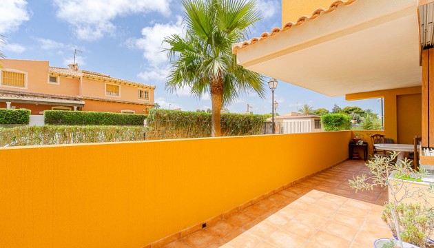 Resale - Apartment - Orihuela Costa - Punta Prima