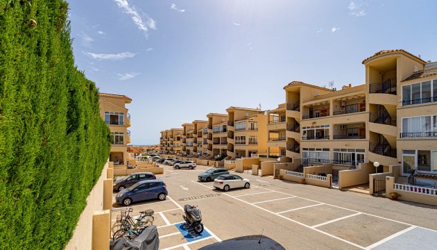 Resale - Apartment - Orihuela Costa - Punta Prima