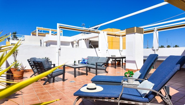 Resale - Apartment - Orihuela Costa - Villamartín