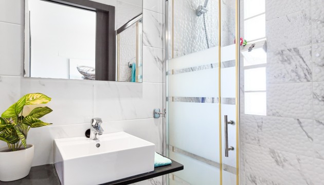 Resale - Apartment - Orihuela Costa - Villamartín