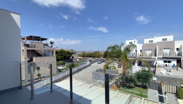 Перепродажа - Таунхаус - Torrevieja