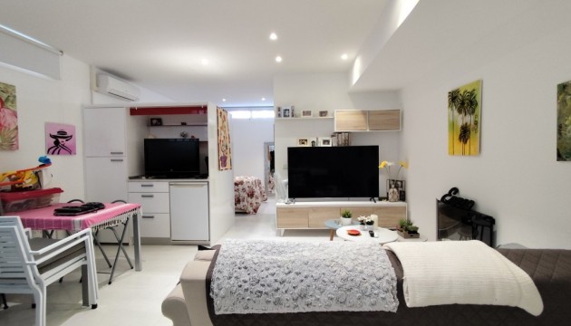 Перепродажа - Таунхаус - Torrevieja