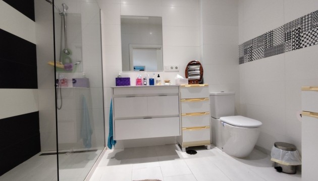 Перепродажа - Таунхаус - Torrevieja