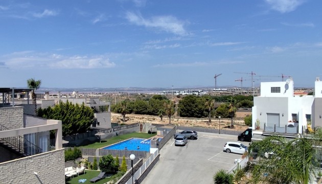 Перепродажа - Таунхаус - Torrevieja