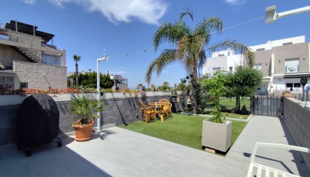 Перепродажа - Таунхаус - Torrevieja