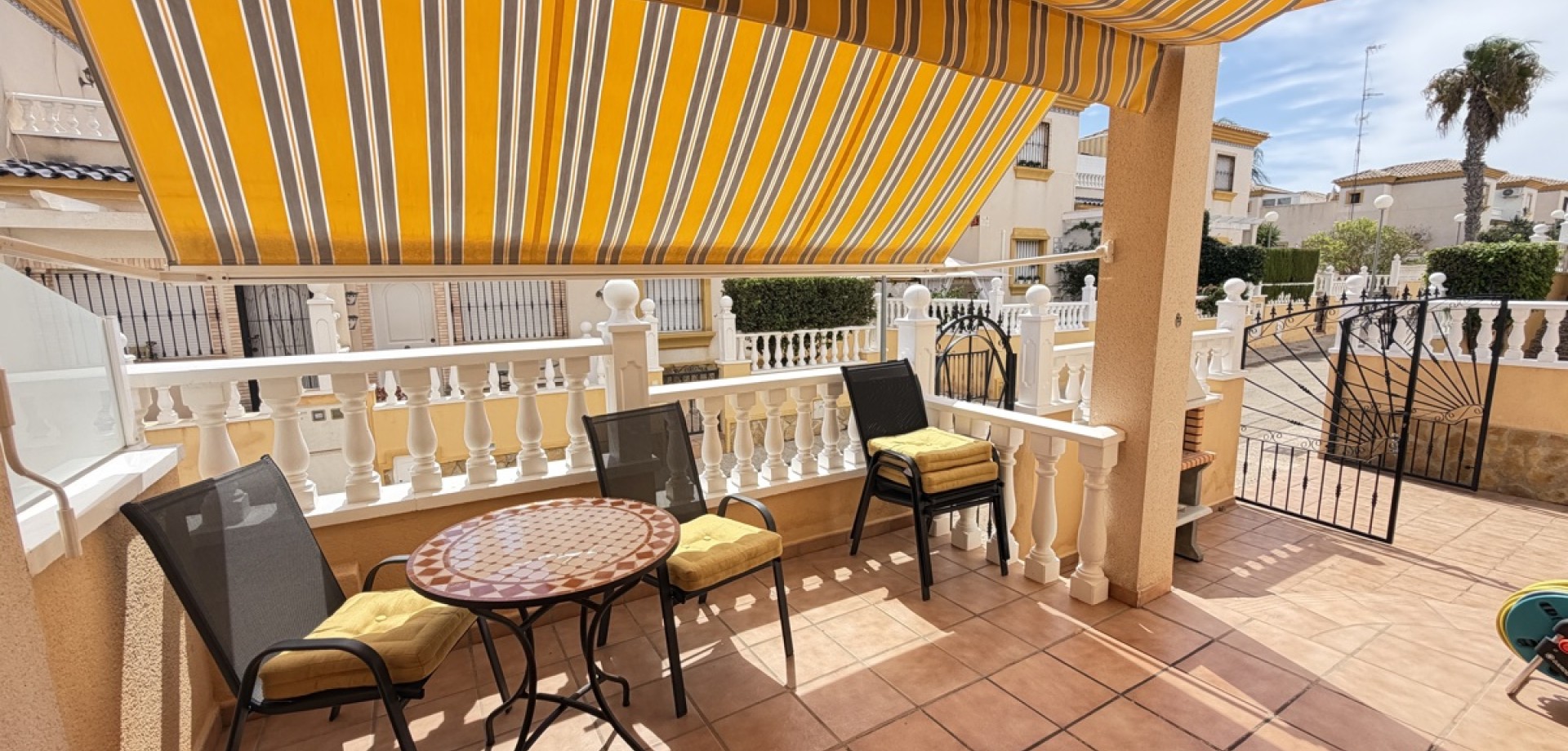 House in Villamartin - Image 2