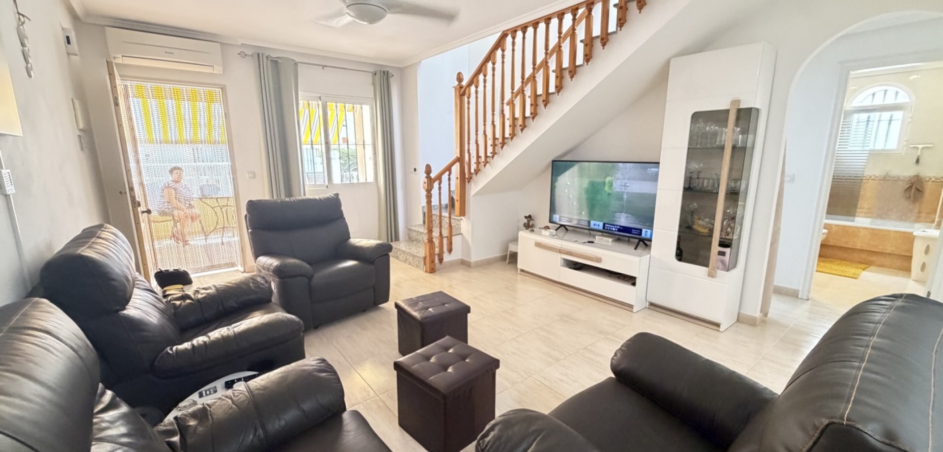 House in Villamartin - Image 3