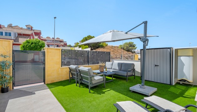 Resale - Apartment - Orihuela Costa - Villamartín