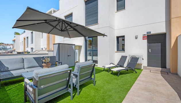 Resale - Apartment - Orihuela Costa - Villamartín