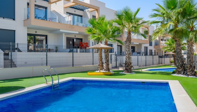 Resale - Apartment - Orihuela Costa - Villamartín