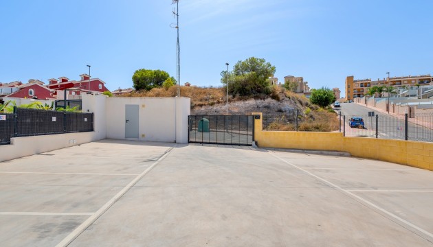 Resale - Apartment - Orihuela Costa - Villamartín