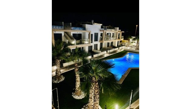 Resale - Apartment - Orihuela Costa - Villamartín