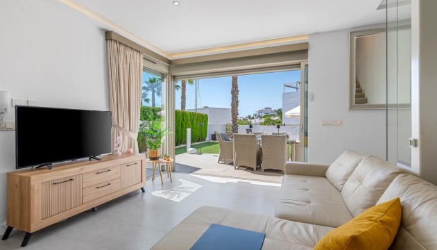 Resale - Detached Villa - Orihuela Costa - Villamartín