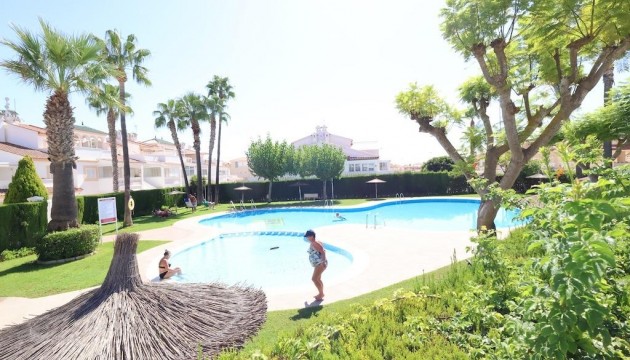 Resale - Bungalow - Orihuela Costa - Playa Flamenca