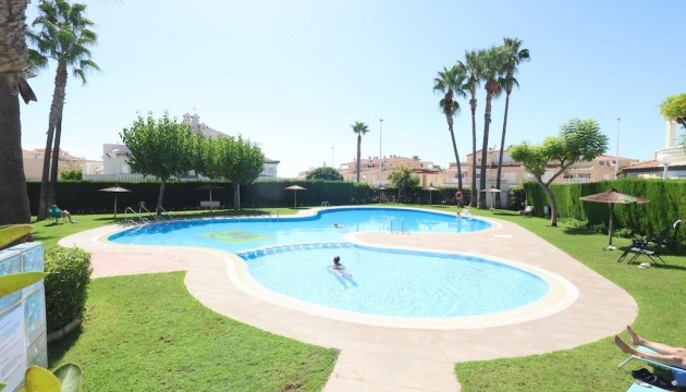 Resale - Bungalow - Orihuela Costa - Playa Flamenca