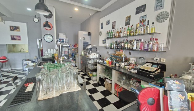 Resale - Commercial - Orihuela Costa - La Zenia