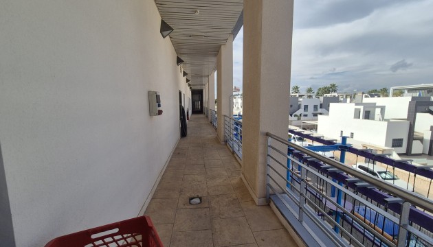 Resale - Commercial - Orihuela Costa - La Zenia