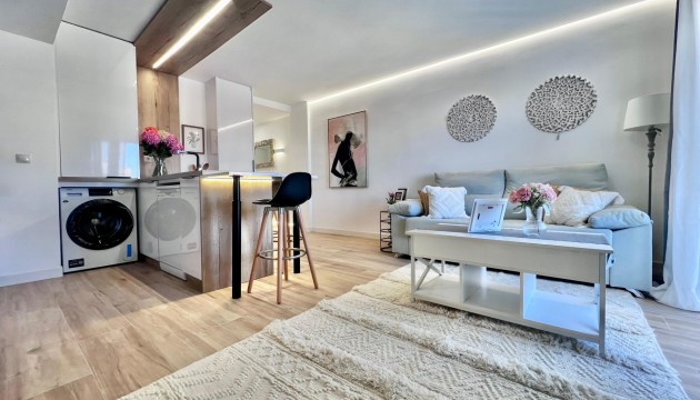 Resale - Apartment - Torrevieja - Punta Prima