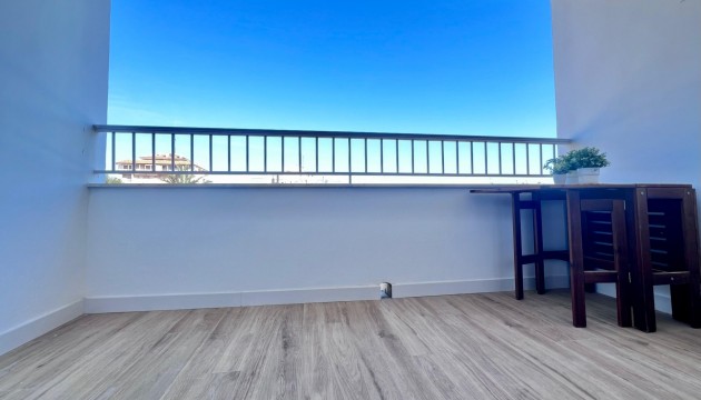 Resale - Apartment - Torrevieja - Punta Prima
