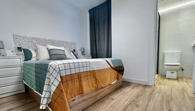 Resale - Apartment - Torrevieja - Punta Prima