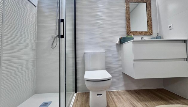 Resale - Apartment - Torrevieja - Punta Prima