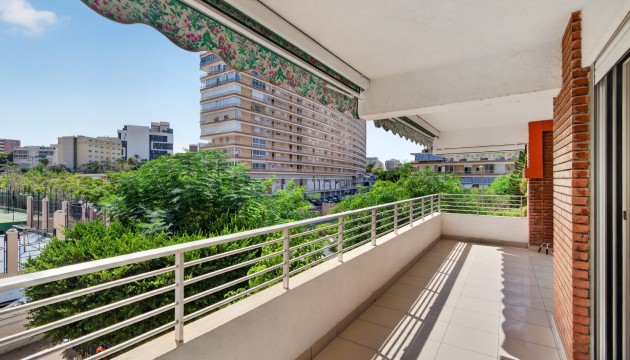 Resale - Apartment - Alicante - Avenida San Sebastián, 8