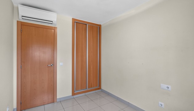 Resale - Apartment - Alicante - Avenida San Sebastián, 8