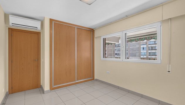 Resale - Apartment - Alicante - Avenida San Sebastián, 8