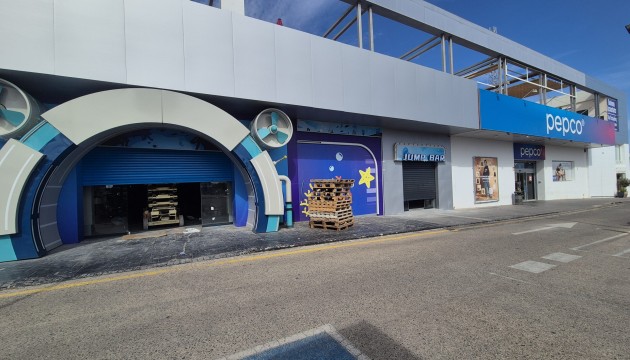 Resale - Commercial - Orihuela Costa - La Zenia