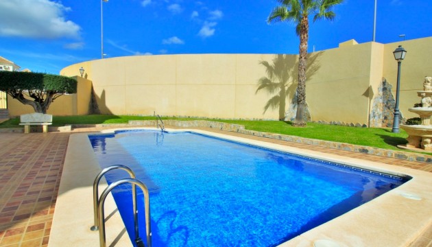 Wiederverkauf - Stadthaus - Orihuela Costa - Villamartín
