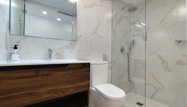 Wiederverkauf - Apartment - Orihuela Costa - Villamartín