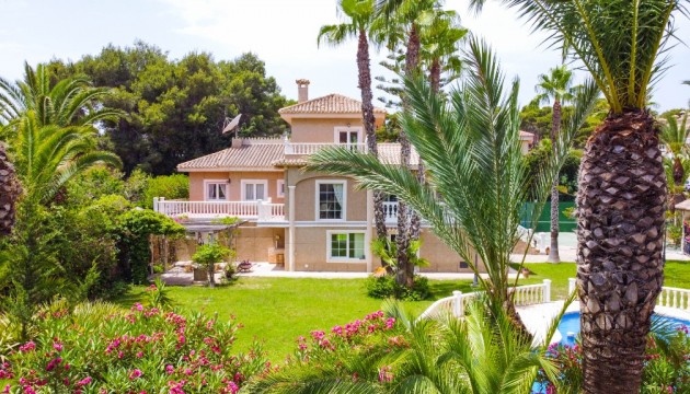 Wiederverkauf - Detached Villa - Orihuela Costa - Villamartín