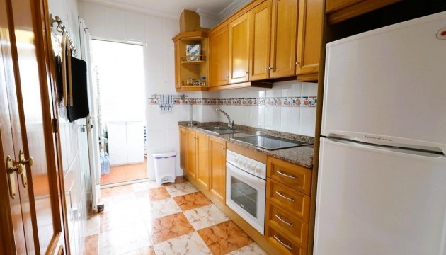 Wiederverkauf - Apartment - Orihuela Costa - La Zenia