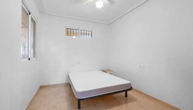 Перепродажа - Квартира - Orihuela Costa
