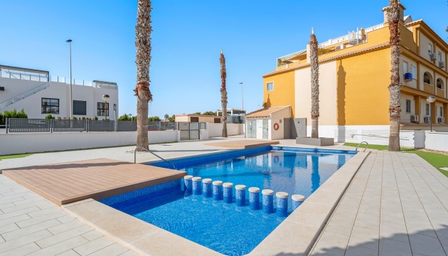 Перепродажа - Квартира - Orihuela Costa
