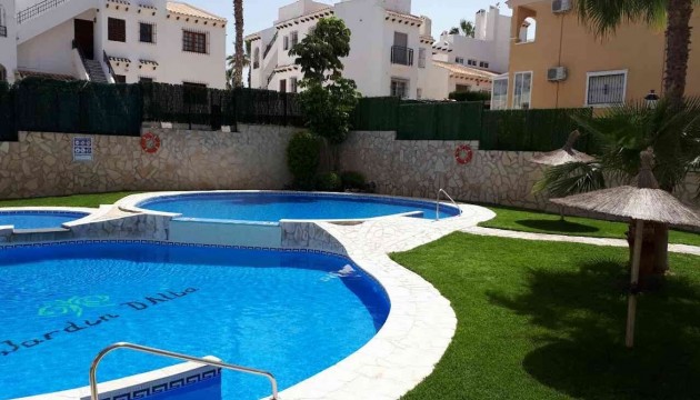 Wiederverkauf - Apartment - Orihuela Costa - Villamartín