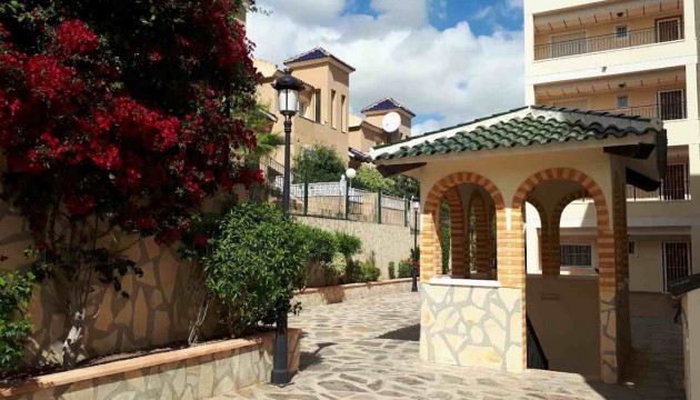 Wiederverkauf - Apartment - Orihuela Costa - Villamartín