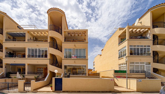 Wiederverkauf - Apartment - Orihuela Costa - Punta Prima