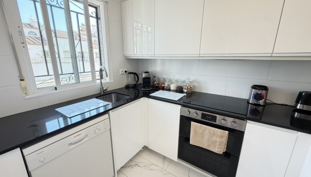 Resale - Detached Villa - Orihuela Costa - Villamartín