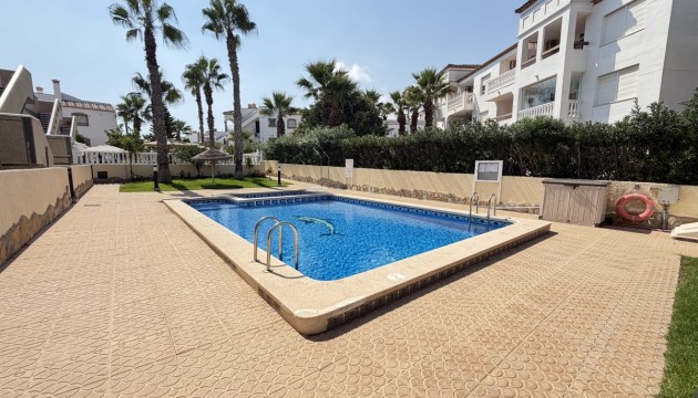Resale - Detached Villa - Orihuela Costa - Villamartín