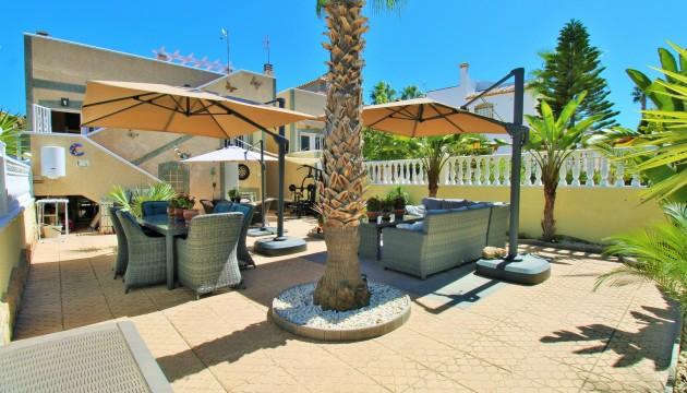 Resale - Detached Villa - Orihuela Costa - Villamartín
