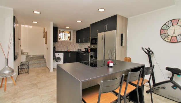 Resale - Detached Villa - Orihuela Costa - Villamartín