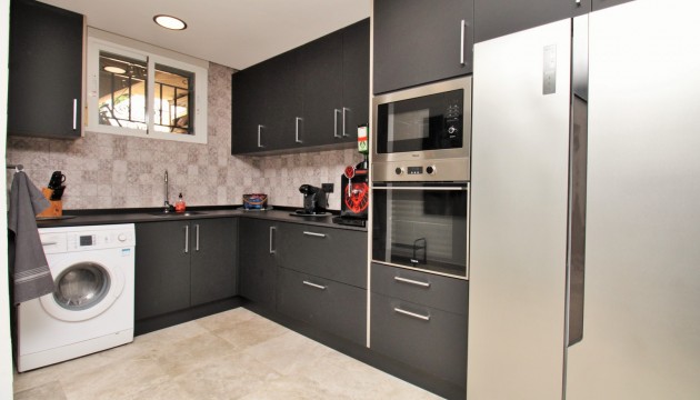Resale - Detached Villa - Orihuela Costa - Villamartín