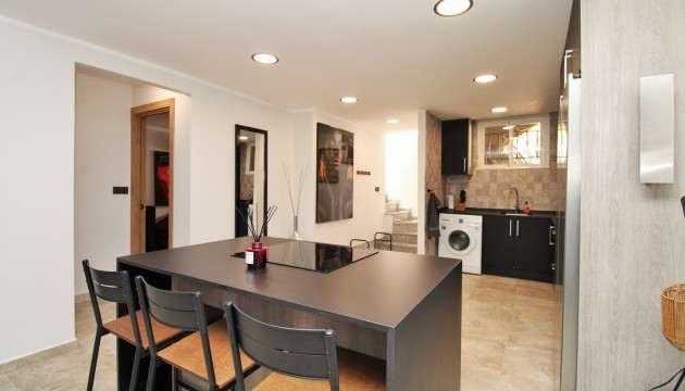 Resale - Detached Villa - Orihuela Costa - Villamartín