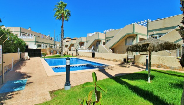 Resale - Detached Villa - Orihuela Costa - Villamartín