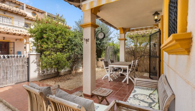 Wiederverkauf - Semi Detached Villa - Orihuela Costa - Lomas de Cabo Roig