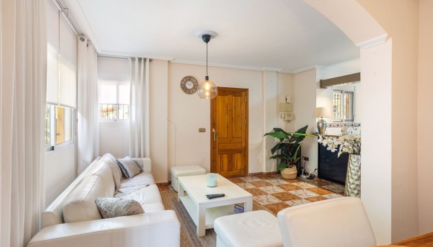 Wiederverkauf - Semi Detached Villa - Orihuela Costa - Lomas de Cabo Roig